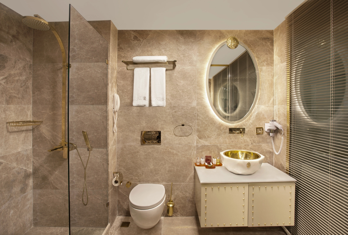 Sura Design Hotel and Suites 