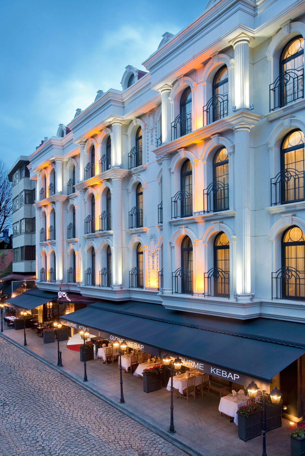 Sura Design Hotel and Suites 