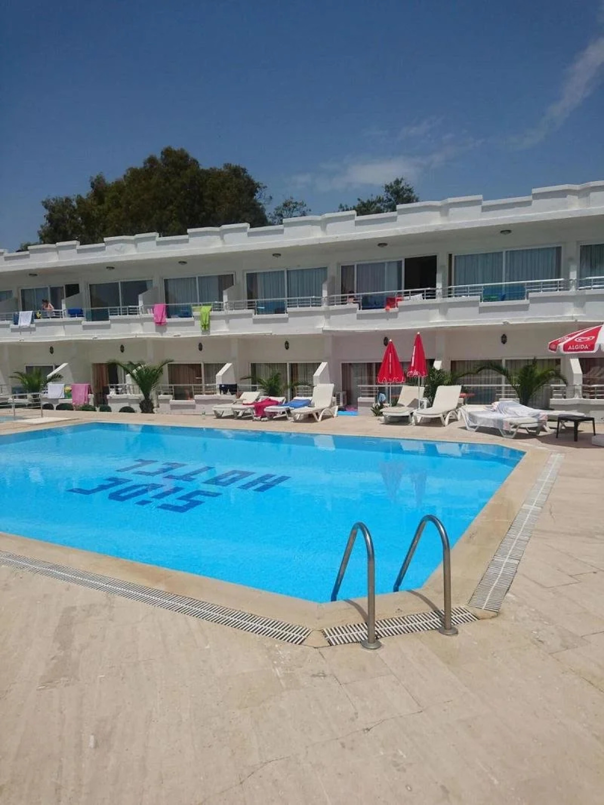 Side Beach Club Hotel