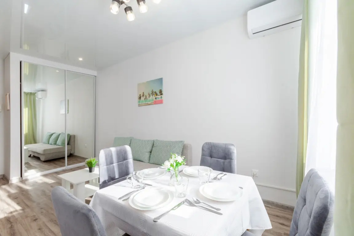 Апартаменты Lux RentPlaza