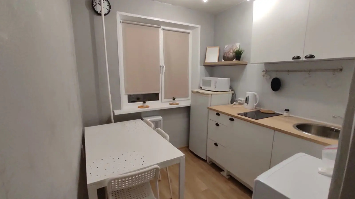 Квартира Двухкомнатная 50 лет Октября 33