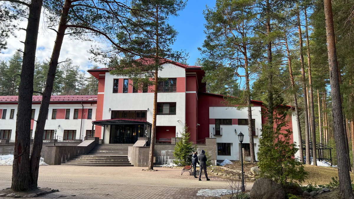 База Отдыха Загородный клуб Дача