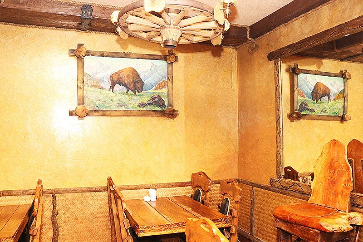 Отель NATIONAL Dombay