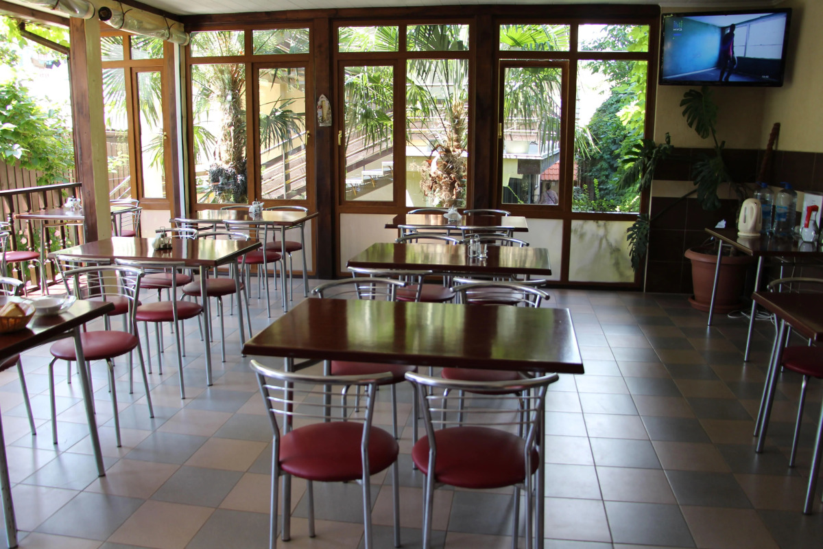 Отель Лучистая