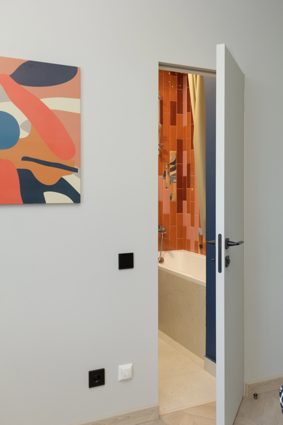 Квартира Величественная сталинка на набережной в историческом центре города-героя.