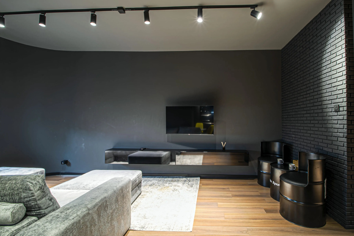 Апартаменты евротрёхкомнатные Stepanenkov в стиле лофт на Горького 24