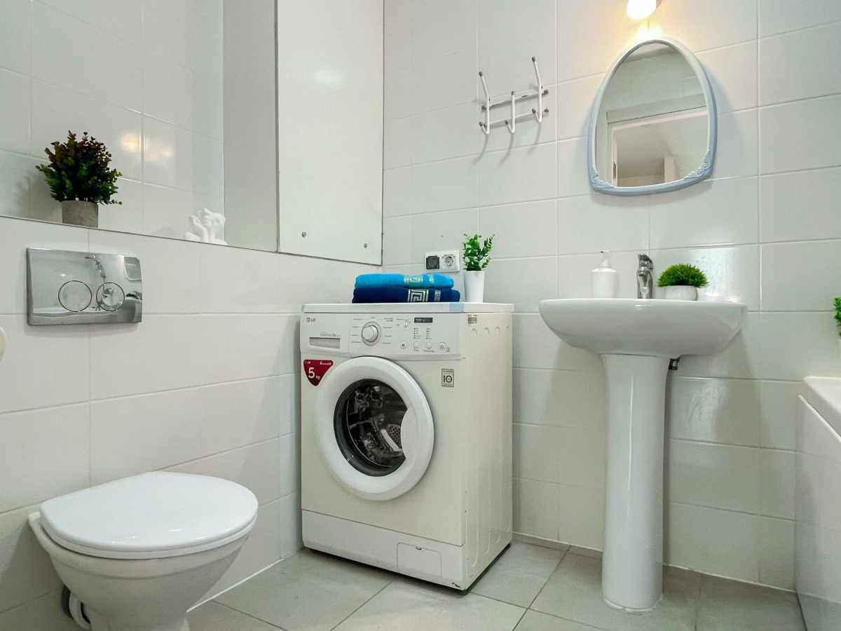 Апартаменты 3-комнатная Квартира 65м