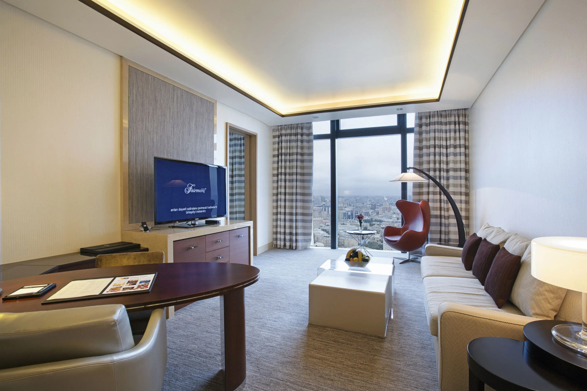 Отель Fairmont Baku at the Flame Towers