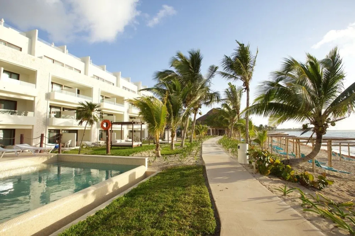 Отель Akumal Bay Beach and Wellness Resort