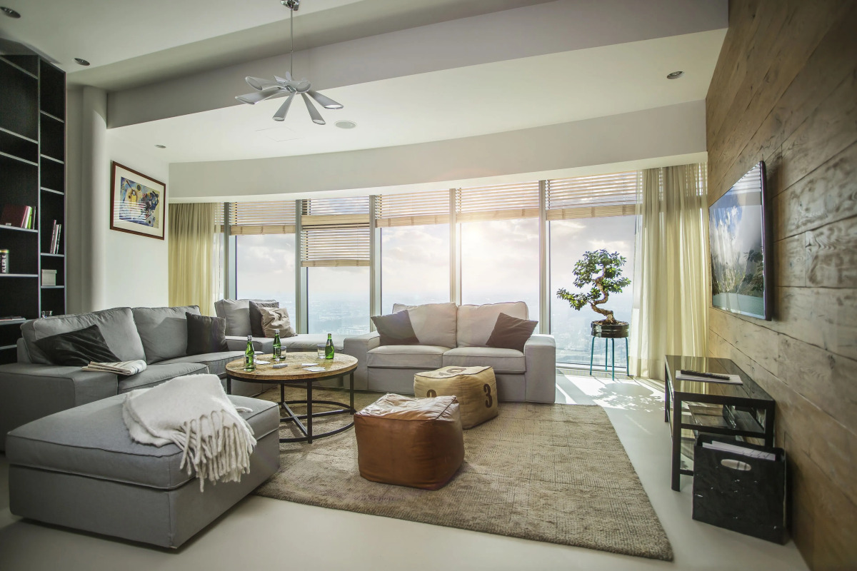 In The Sky - Sky Tower Apartments