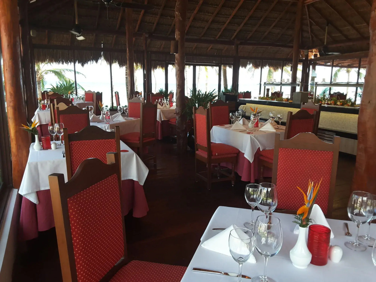 Отель Akumal Bay Beach and Wellness Resort