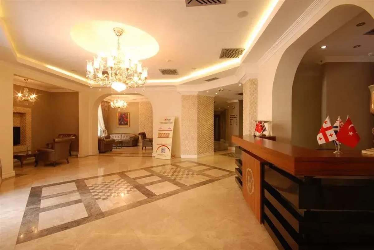 Отель Batumi World Palace