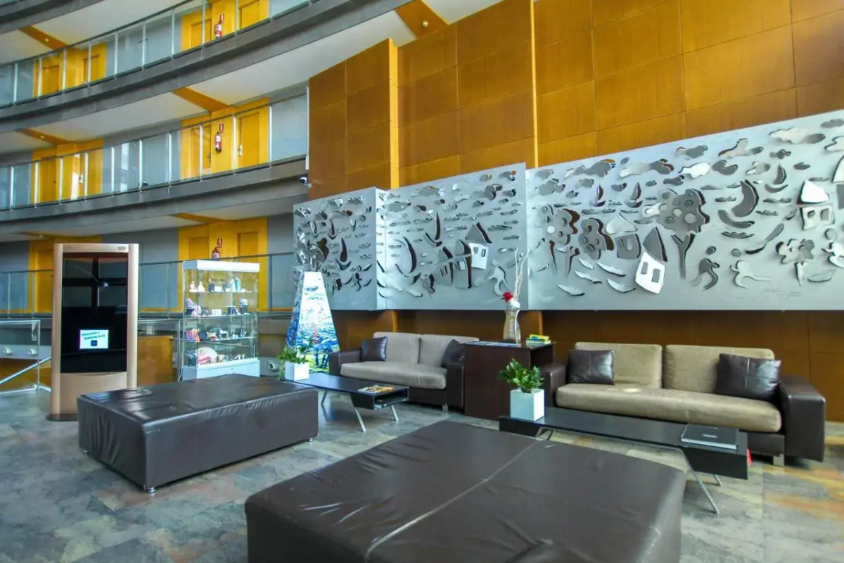 Отель Eurohotel Barcelona Gran Via Fira