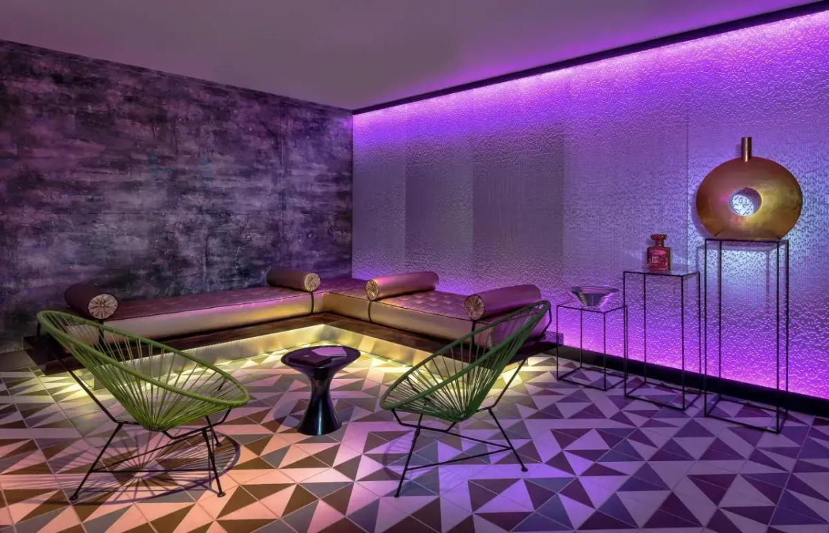 The LINQ Hotel & Casino – A Caesars Rewards Destination