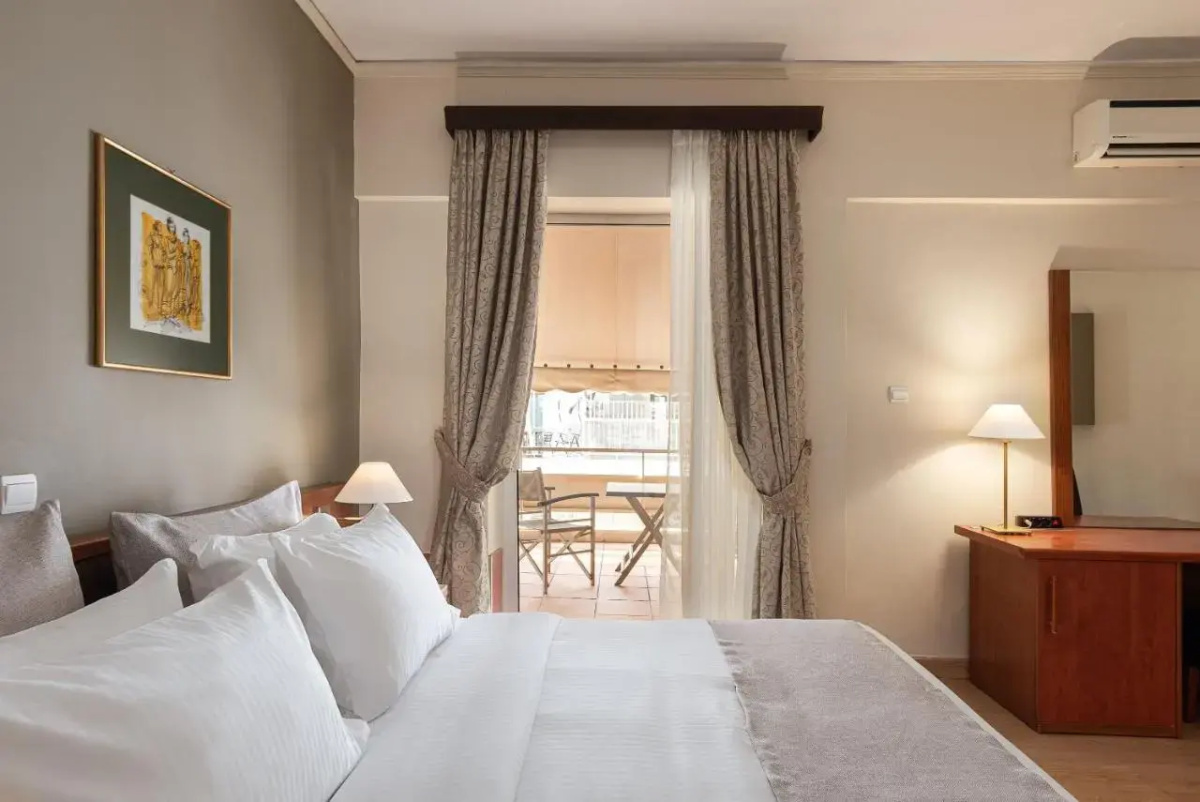 Acropolis Select Hotel