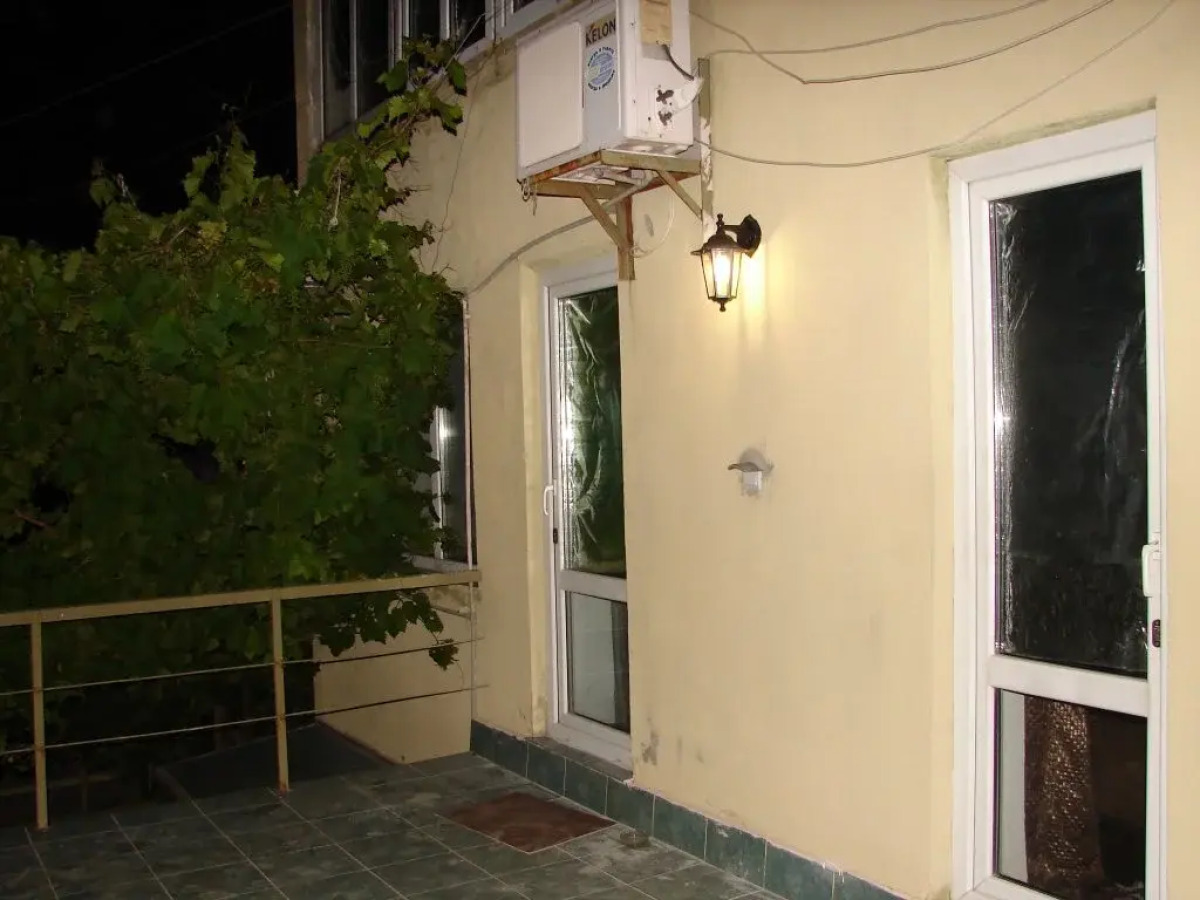 Guest House On Furmanova 29