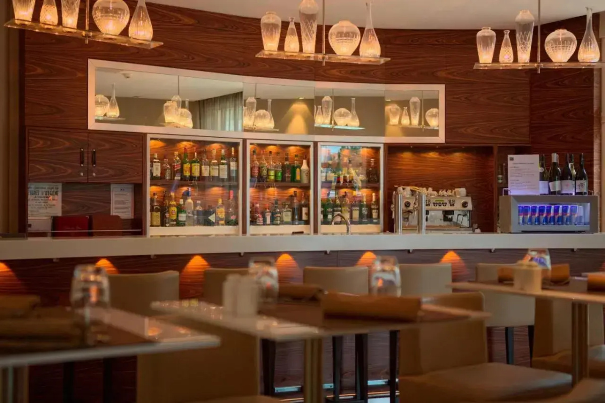 AC Hotel by Marriott Ambassadeur Antibes - Juan Les Pins