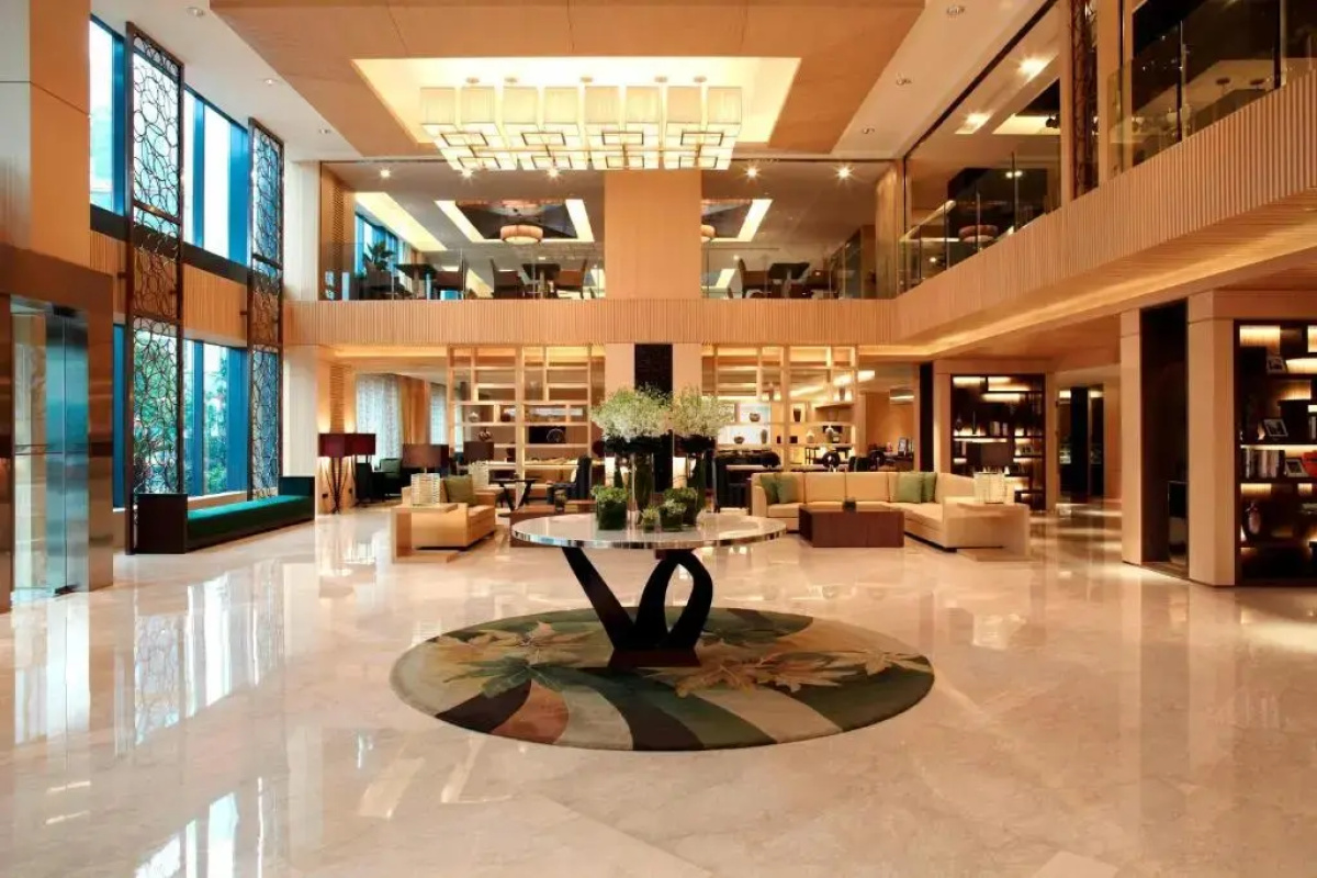 Отель Courtyard by Marriott Shanghai Central