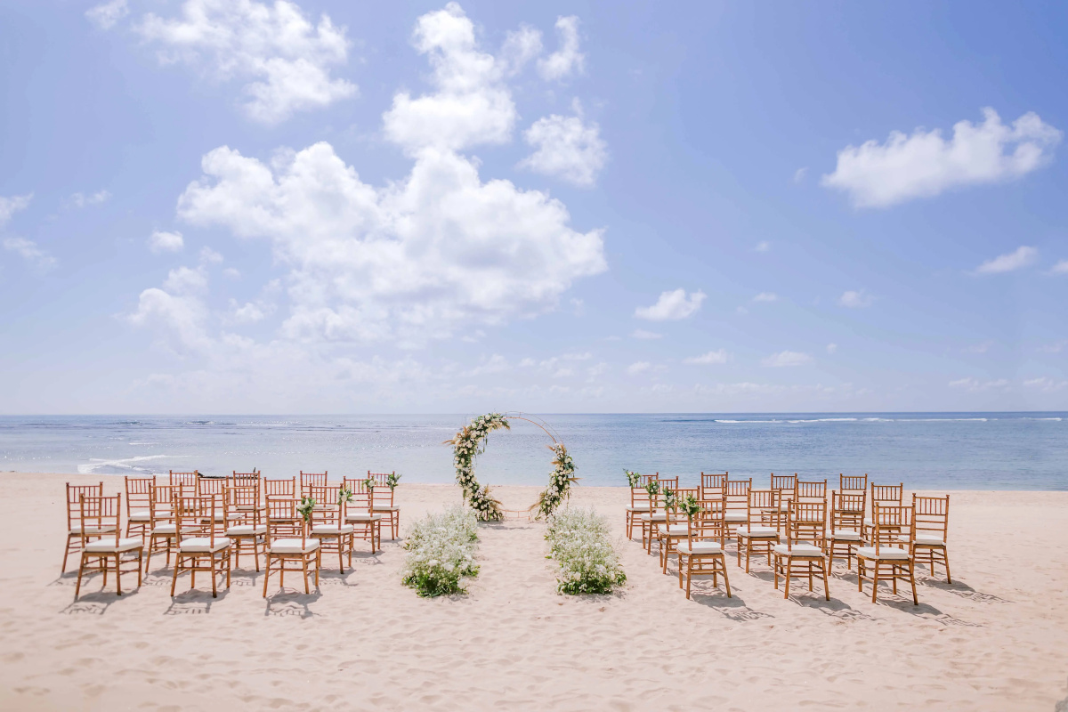 MERUSAKA Nusa Dua