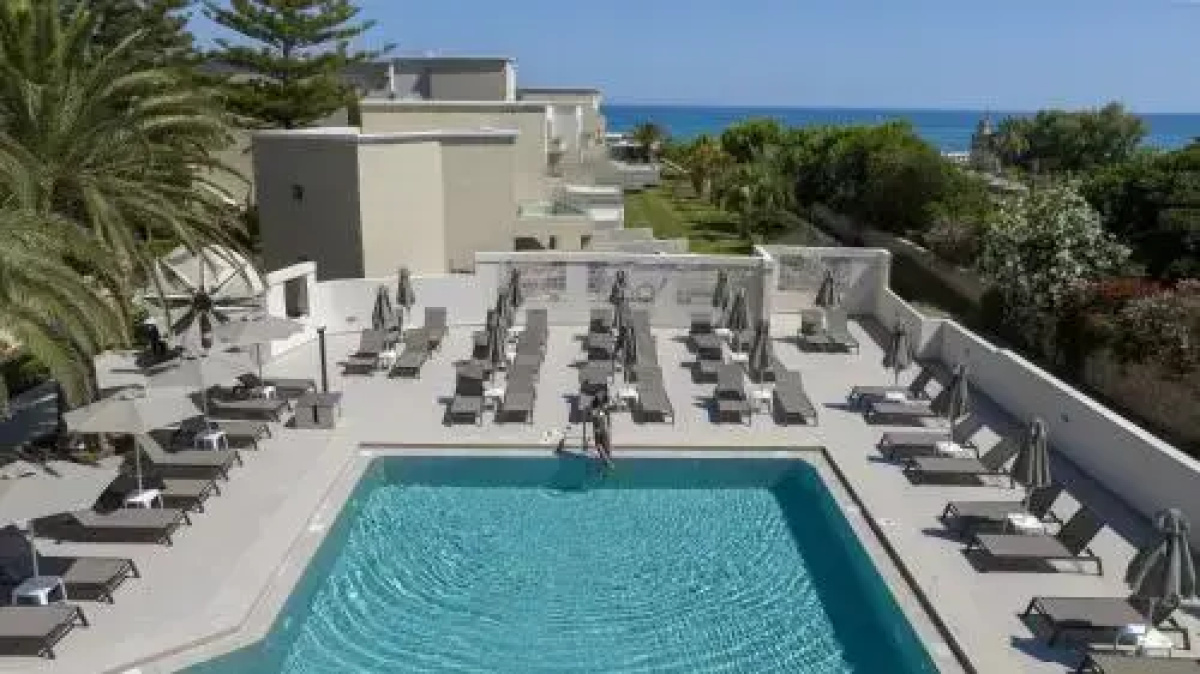 Vantaris Luxury Beach Resort