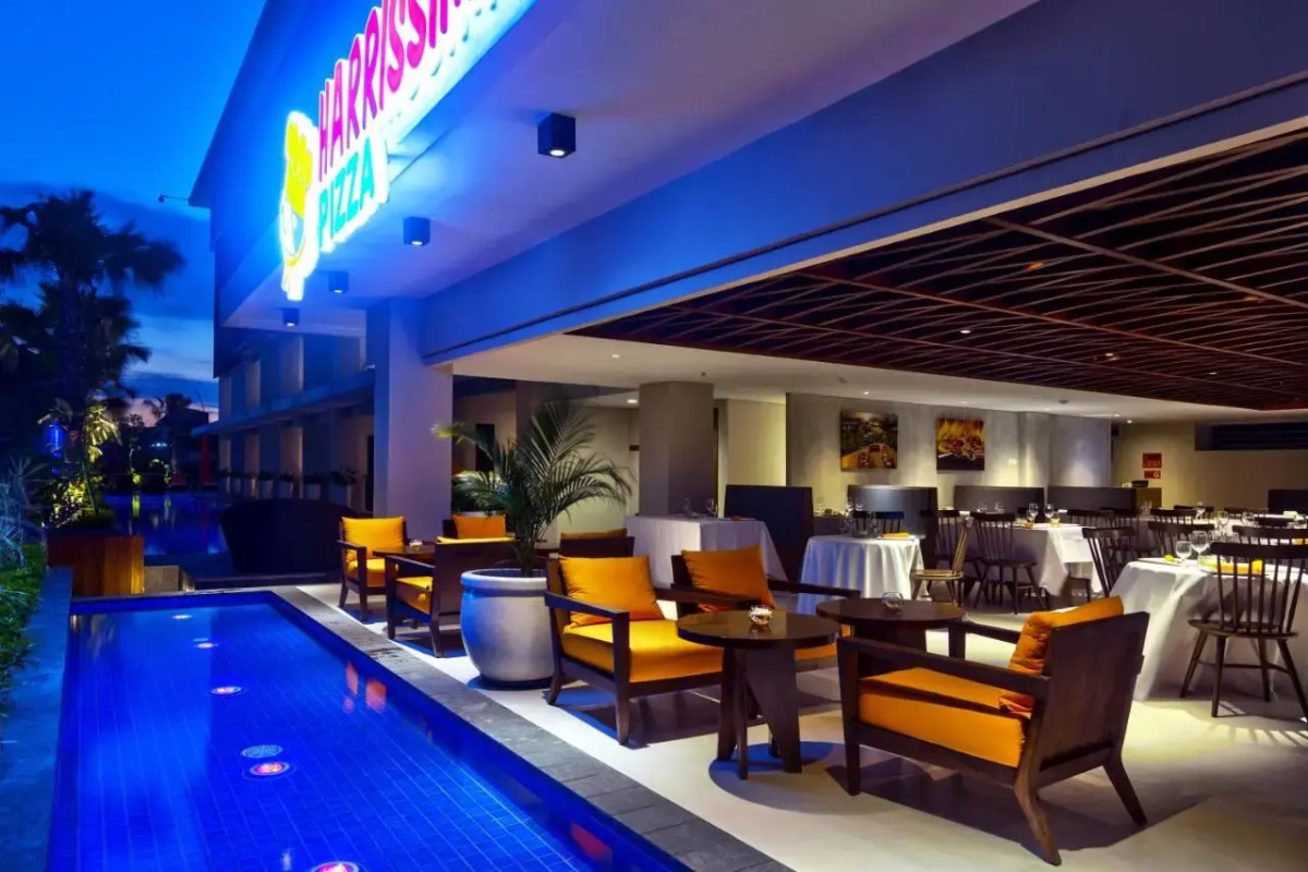 Отель Harris Hotel Seminyak Bali