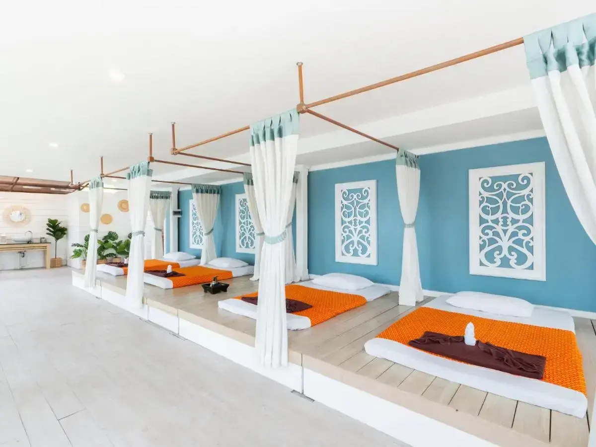 Cosy Beach Hotel