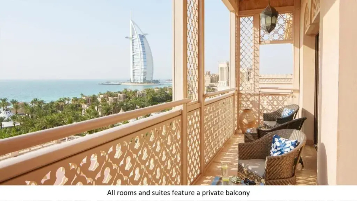 Отель Jumeirah Al Qasr Dubai