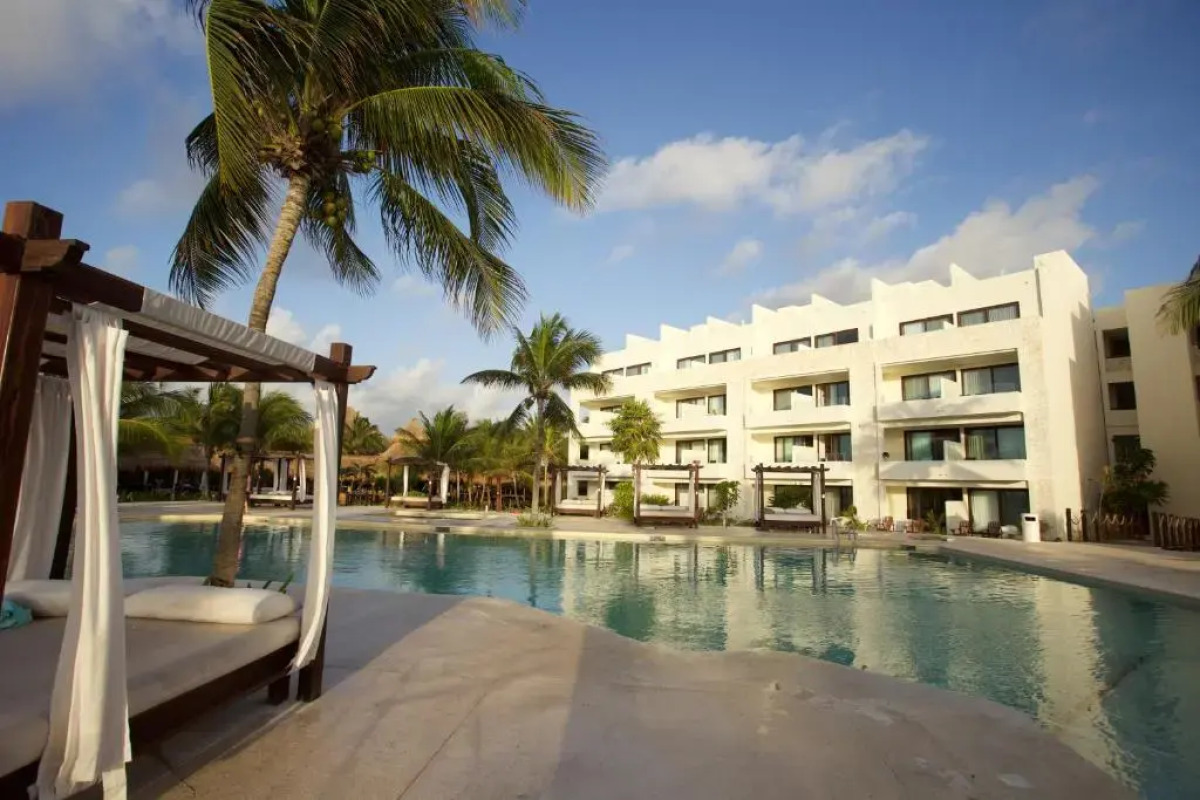 Отель Akumal Bay Beach and Wellness Resort