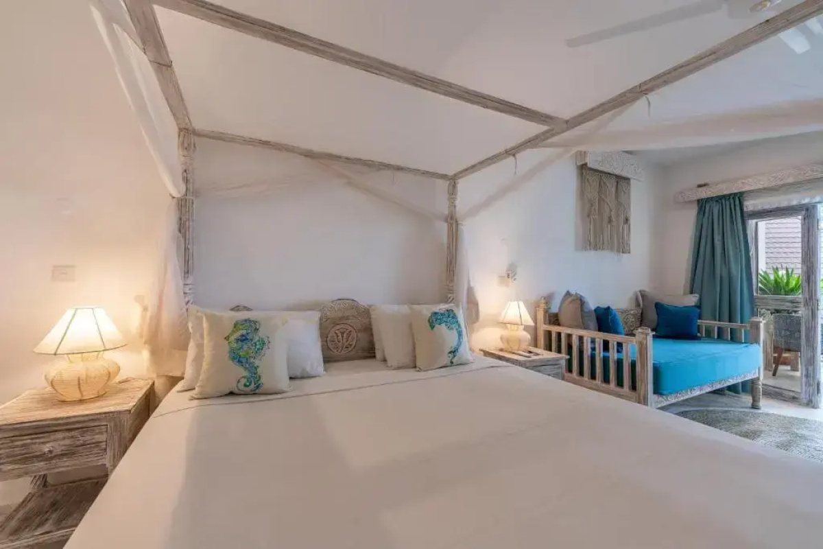 Chale Island Resort