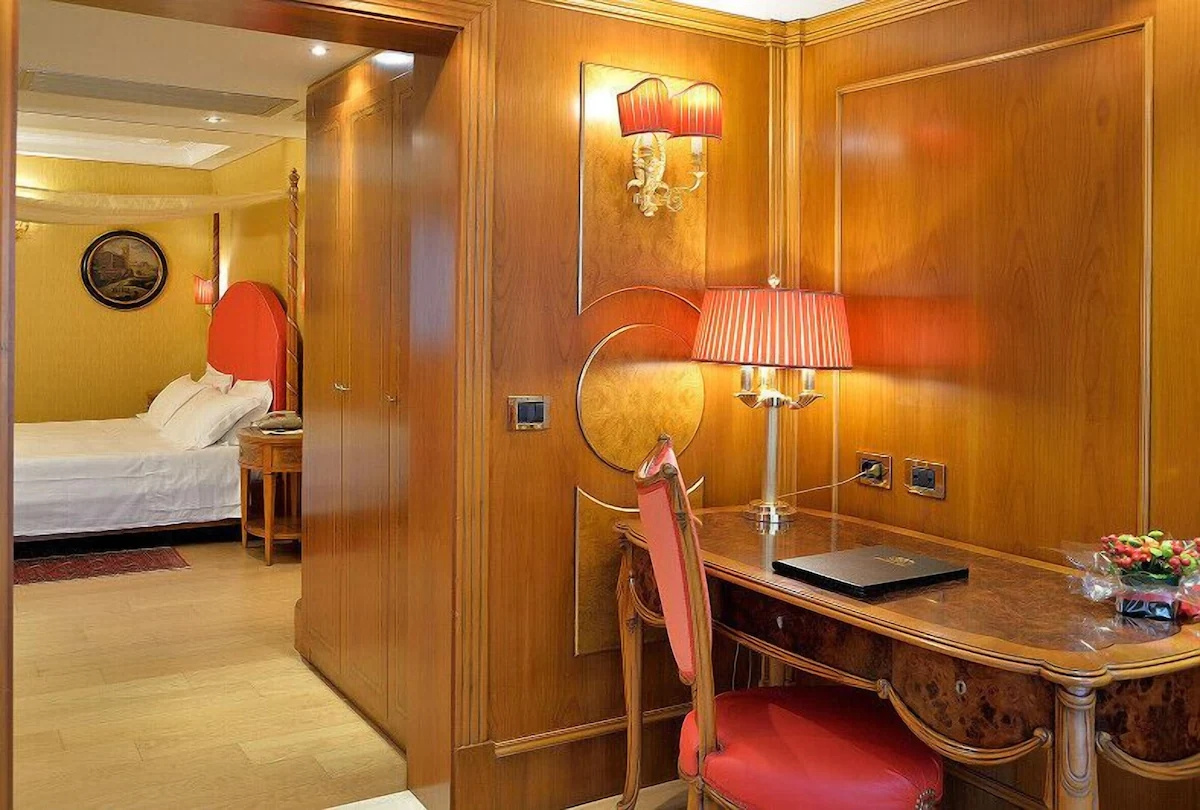Hotel Homs