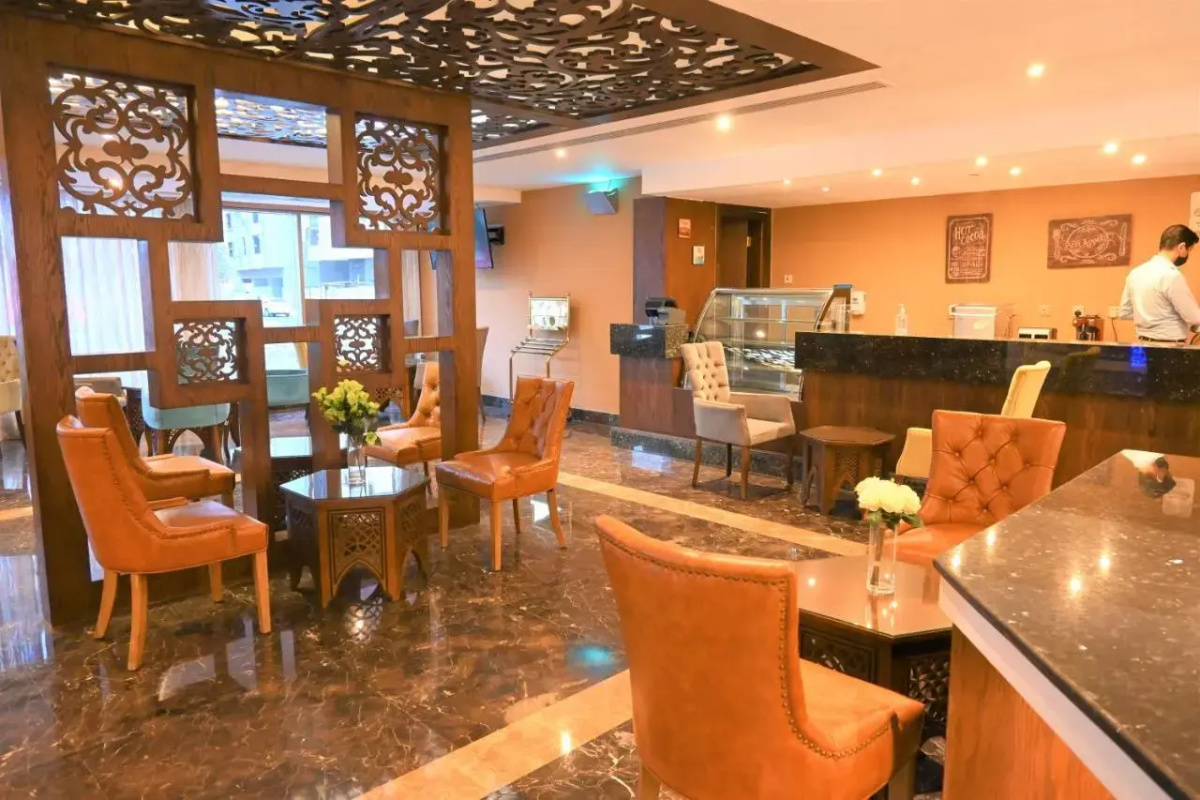 Crystal Plaza Al Majaz Hotel