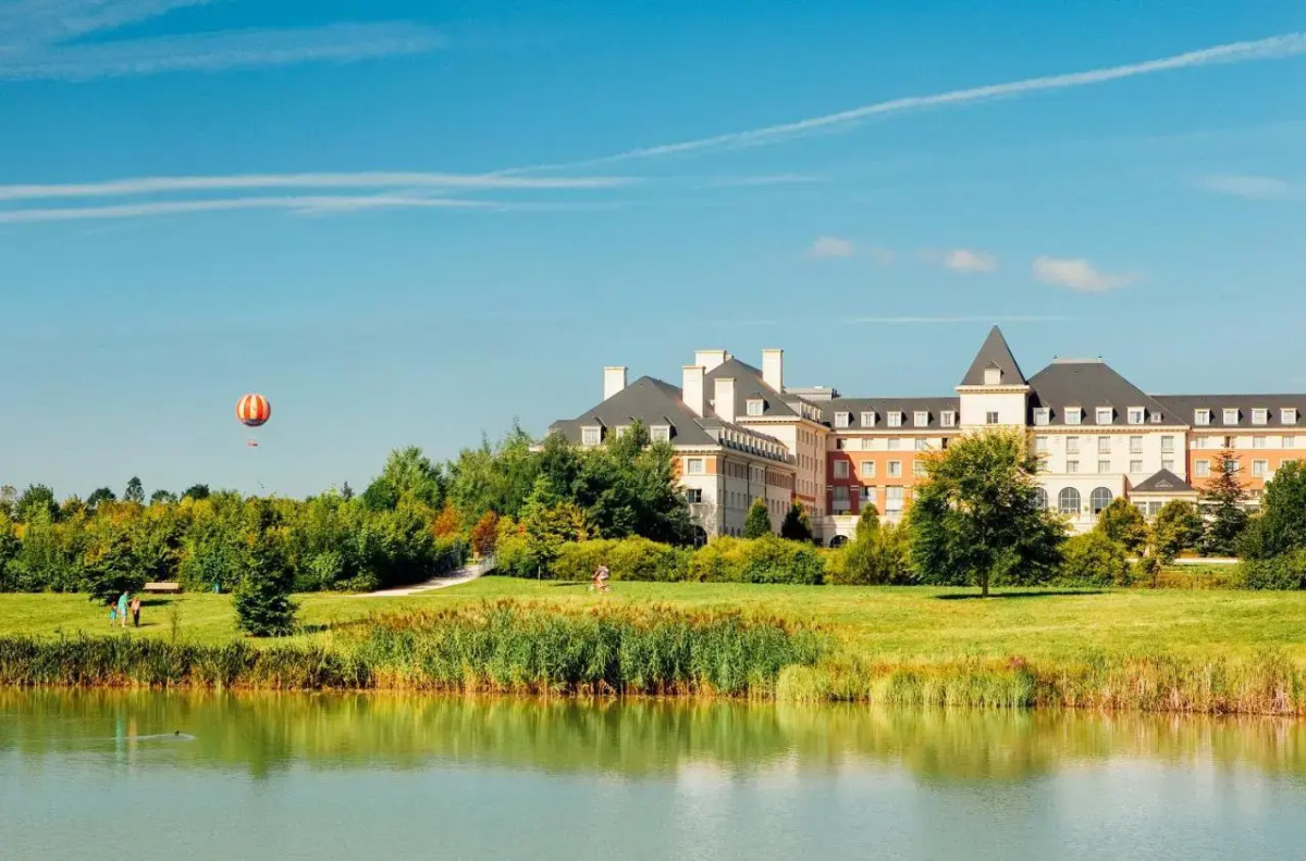 Dream Castle Hotel