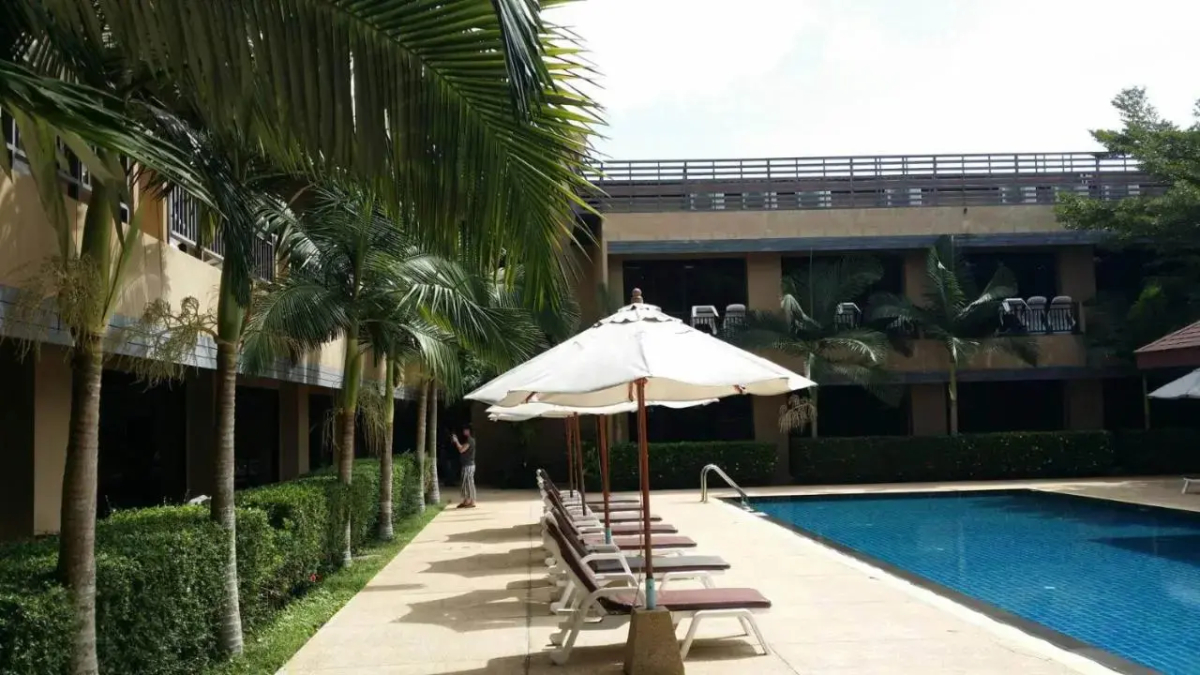 Nai Yang Beach Hotel