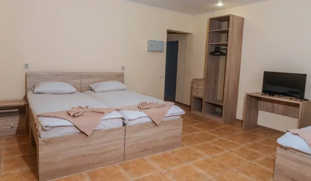 Hotel "Garmoniya-M"