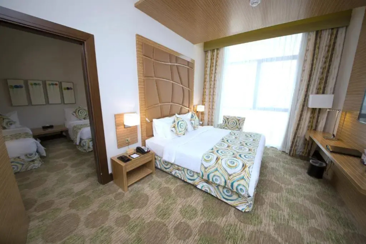 Best Western Plus: Pearl Creek Hotel