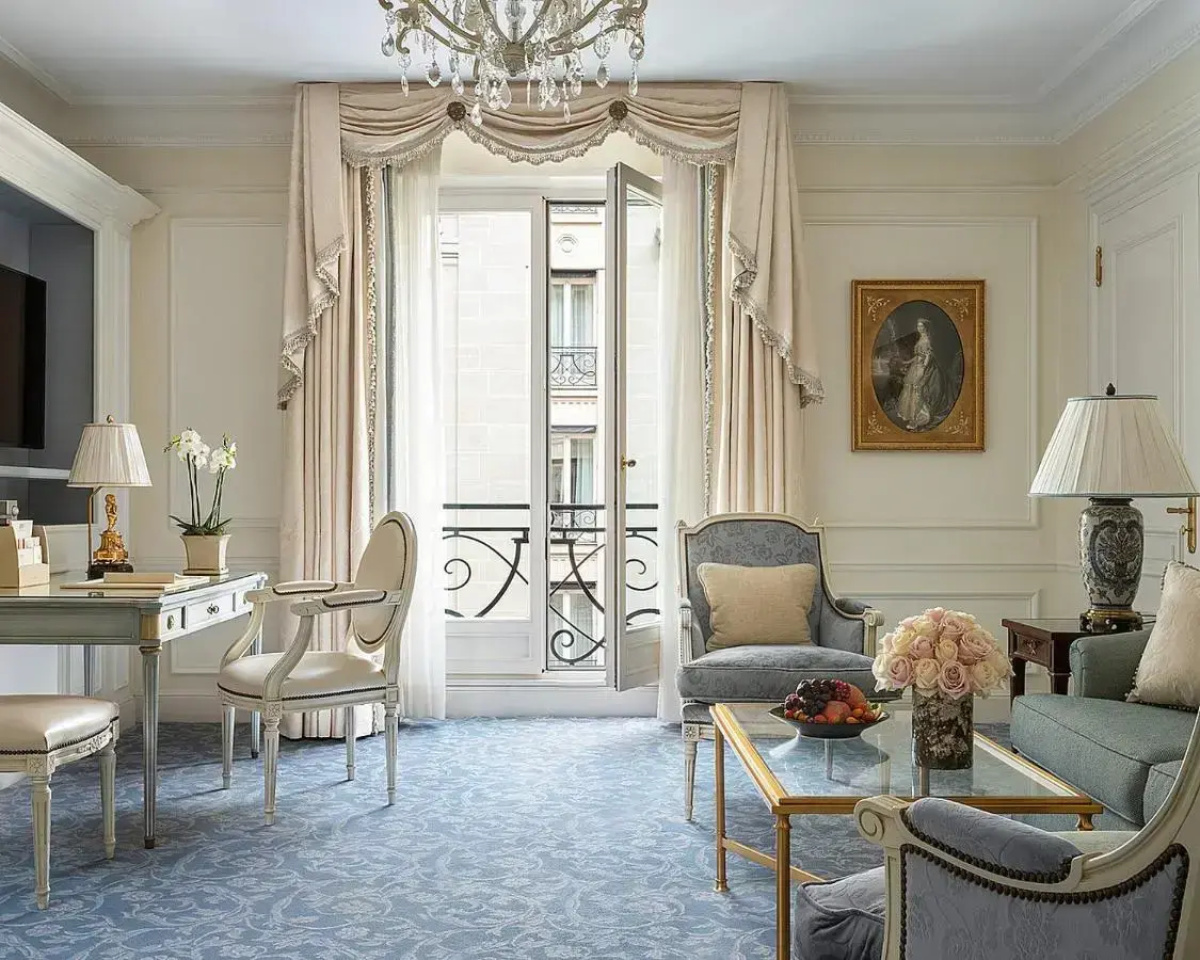 Отель Four Seasons George V