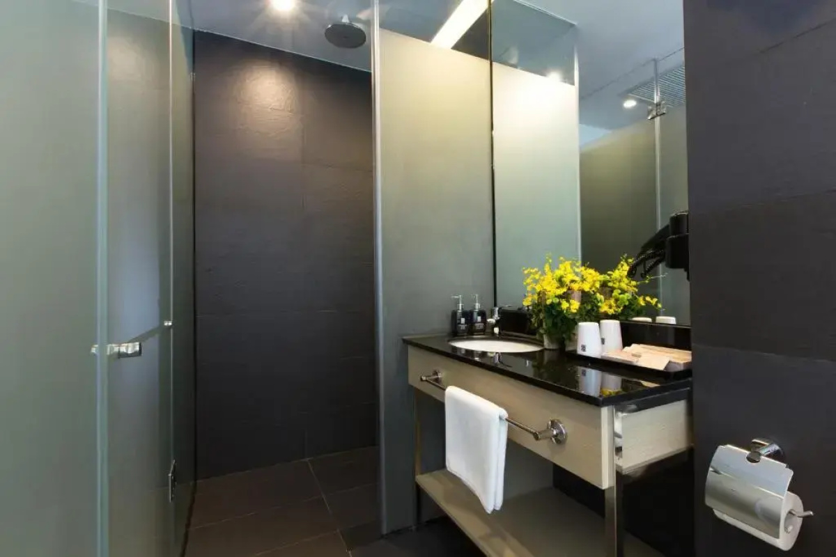 Bay Hotel Ho Chi Minh