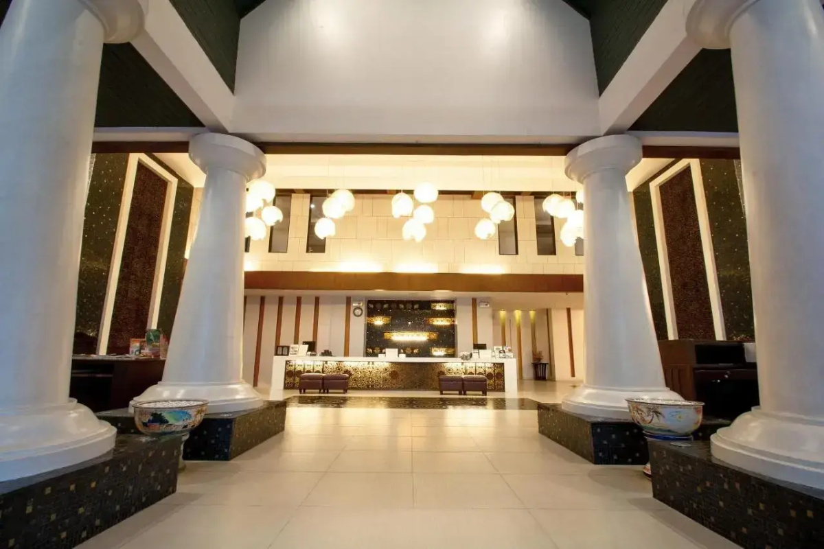 Peach Hill Resort