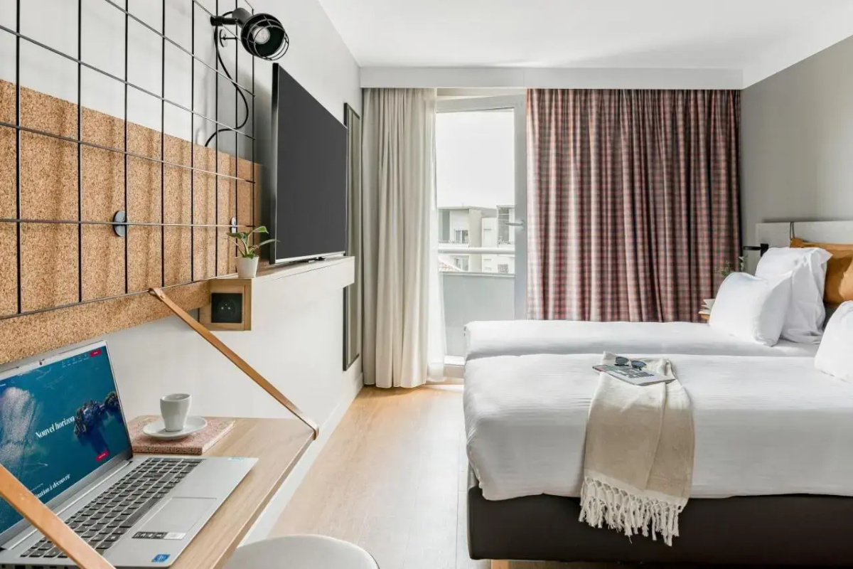 Moxy Annecy