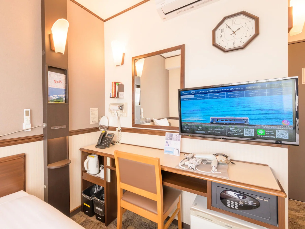 Toyoko Inn Shin Osaka Higashi Mikuni Station