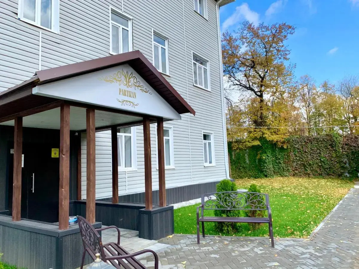 Hotel Partizan в Коломне 9 отзывов об отеле, цены и фото номеров -  забронировать гостиницу Hotel Partizan онлайн