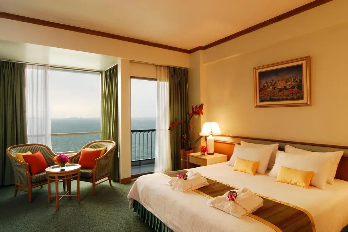 Cosy Beach Hotel