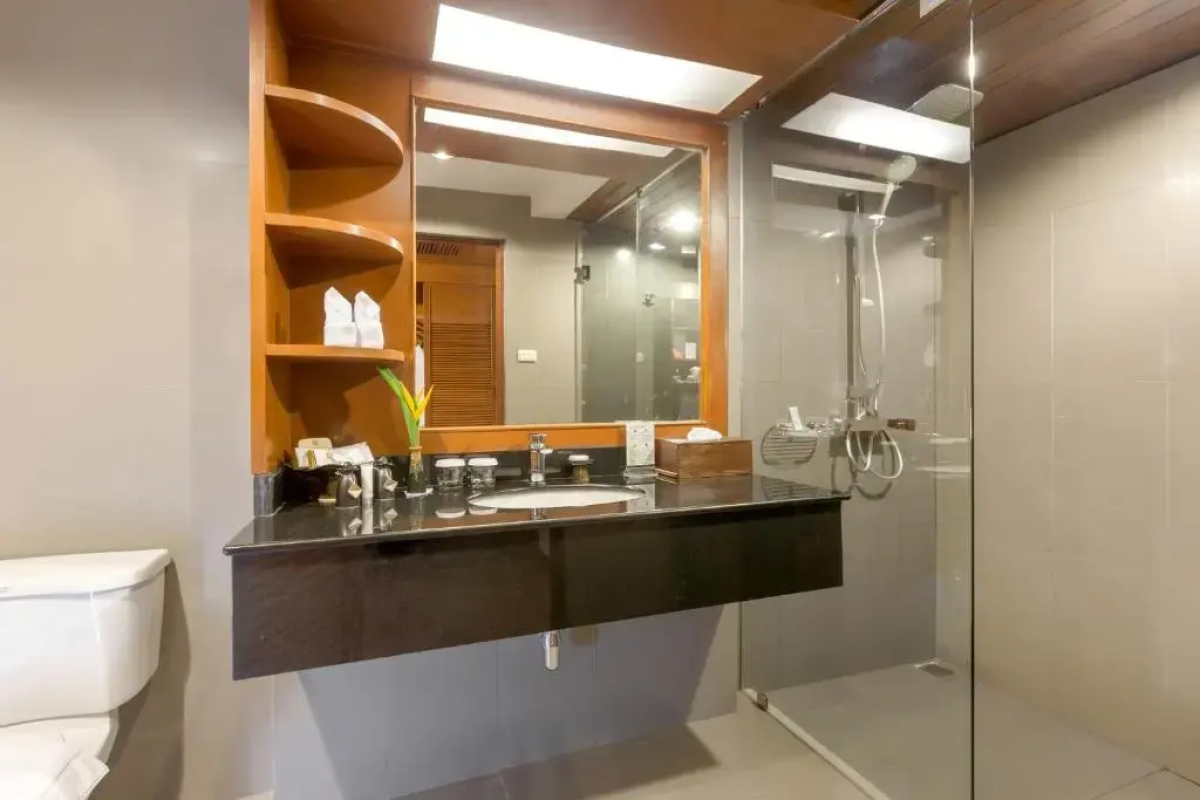 Отель Best Western Premier Bangtao Beach Resort and Spa