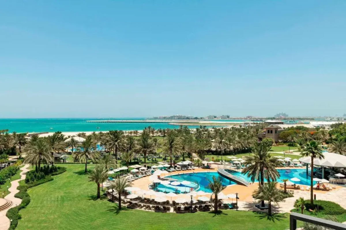 Le Royal Meridien Beach Resort And Spa