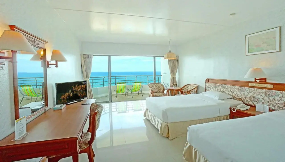 Pattaya Park Beach Resort
