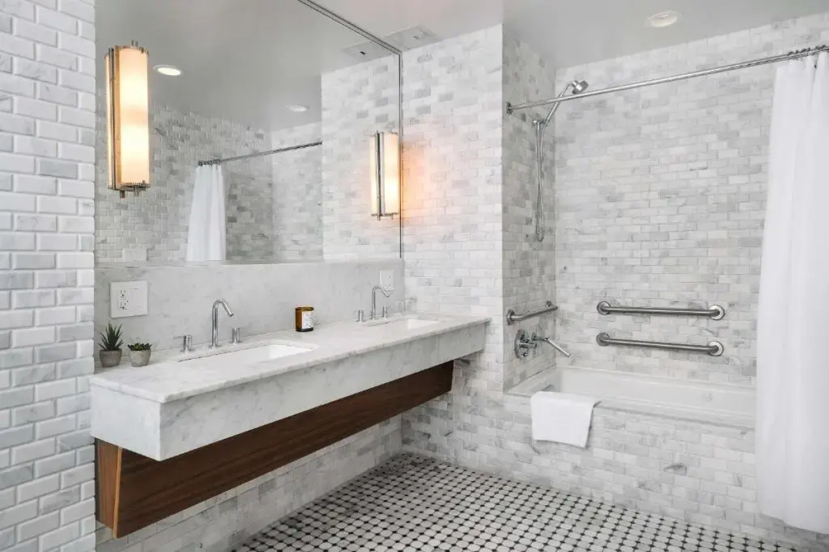 Nautilus Sonesta Miami Beach