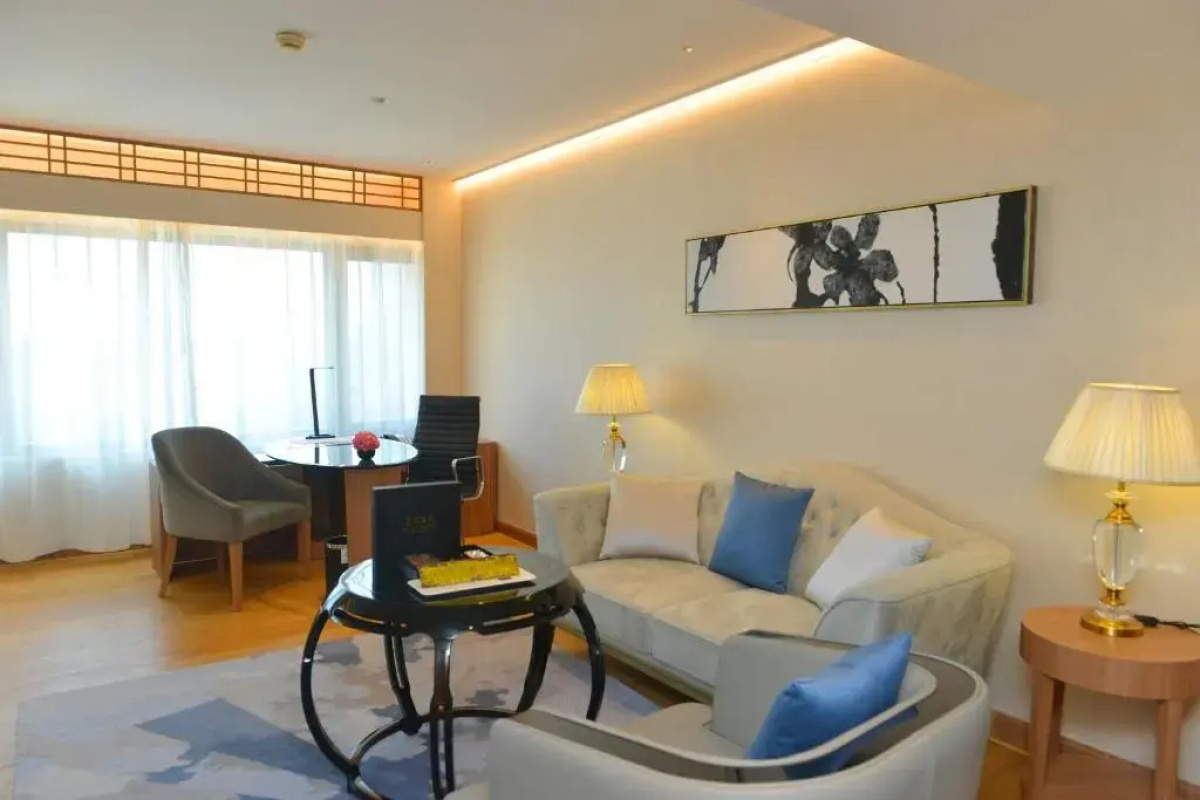 Отель The Garden Hotel Guangzhou