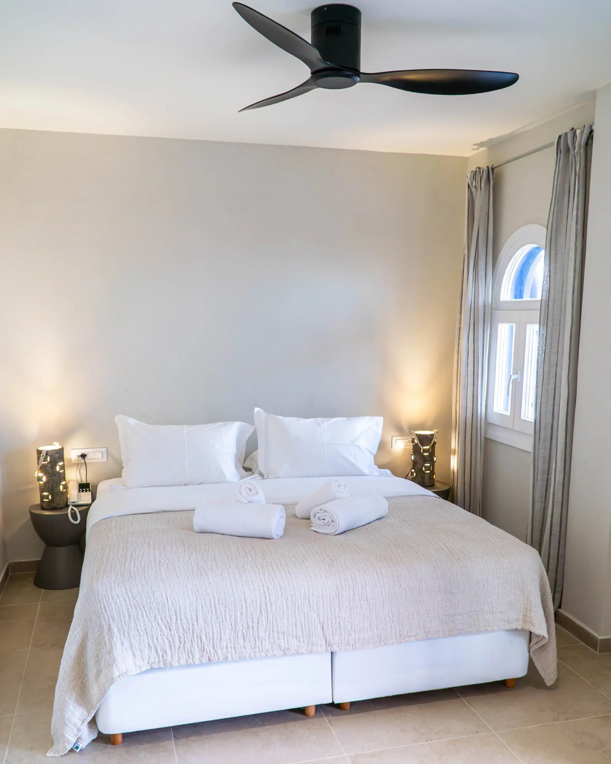 Bios Santorini Vegan - Vegetarian Boutique Hotel 