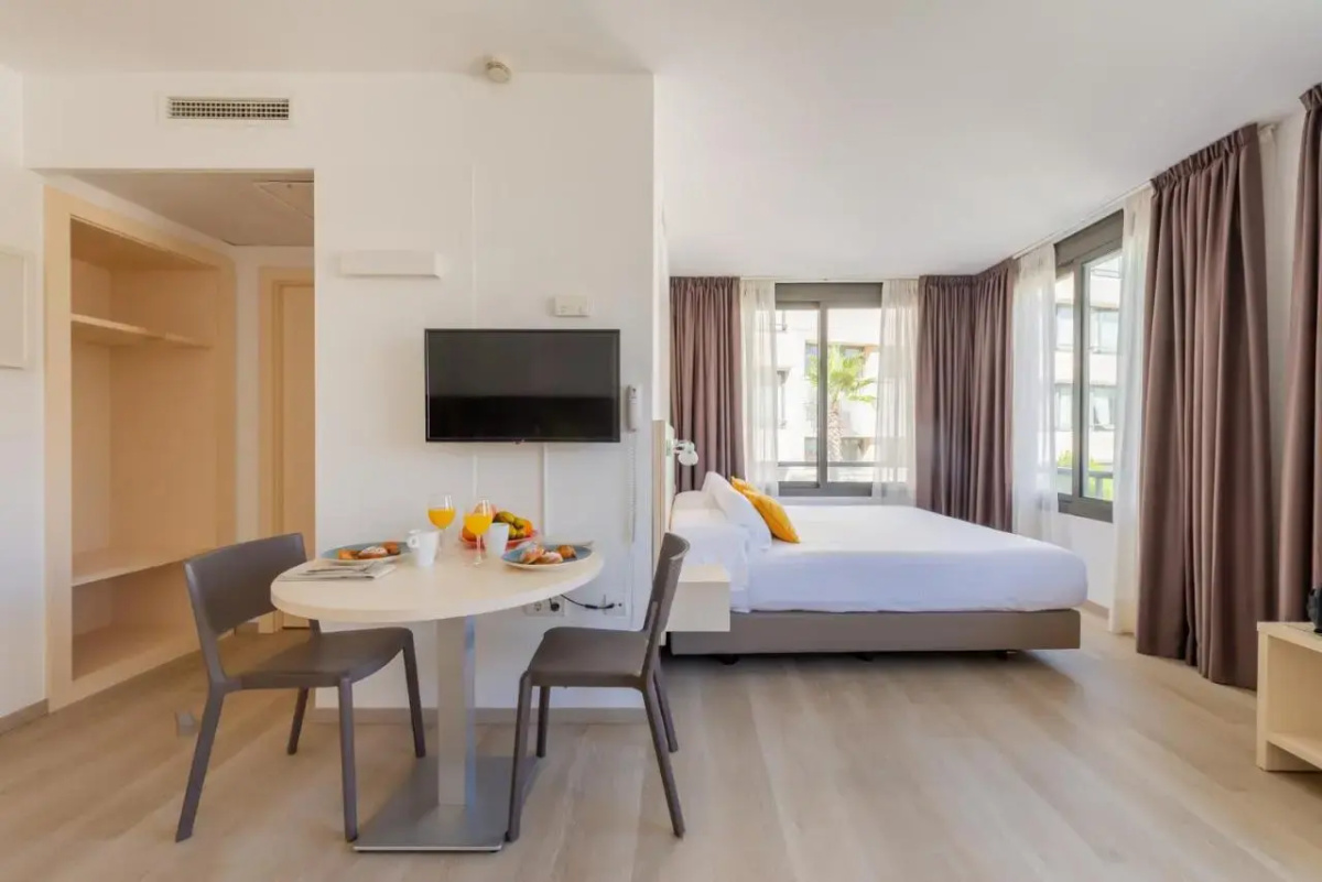 Atenea Park - Suites Apartments