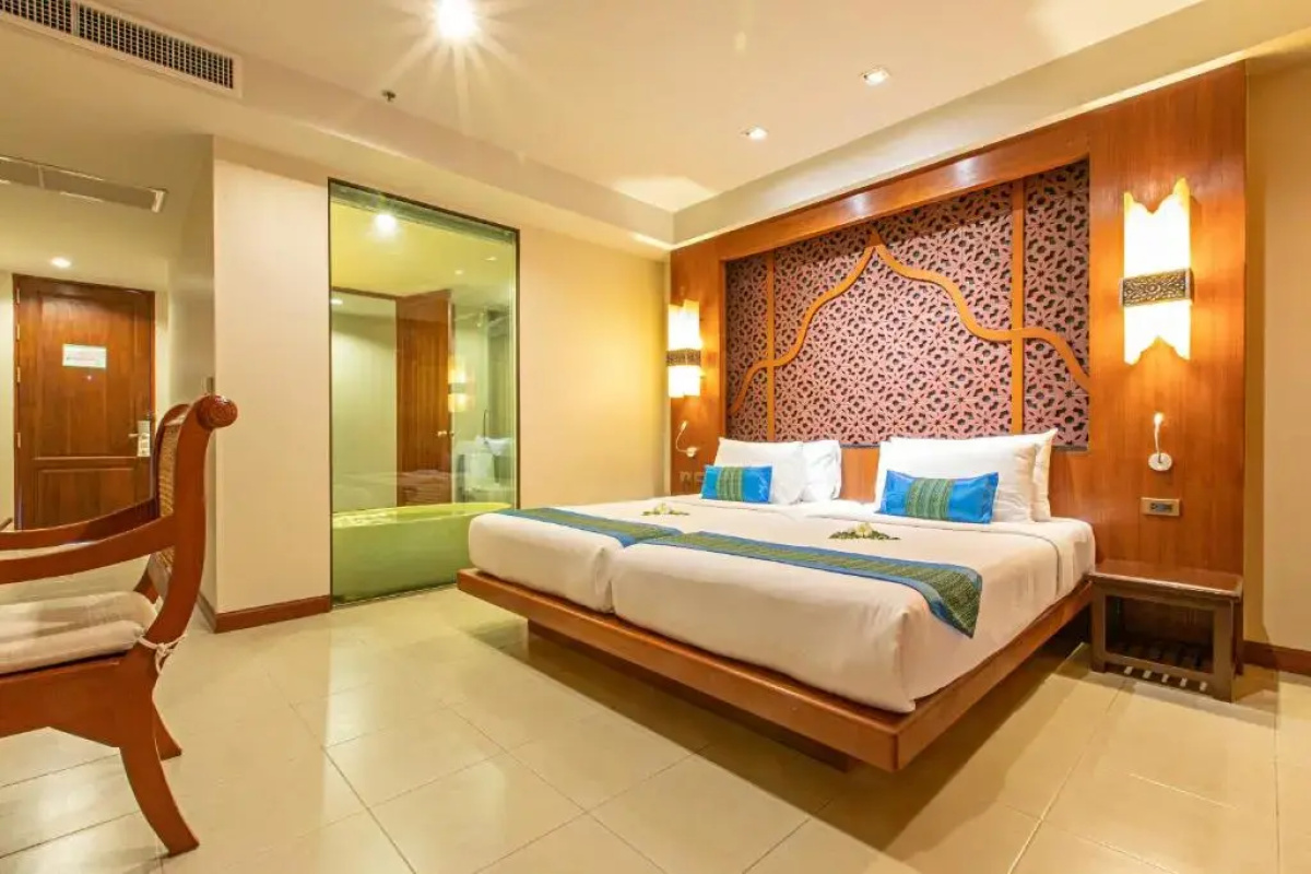 Отель Rawai Palm Beach Resort